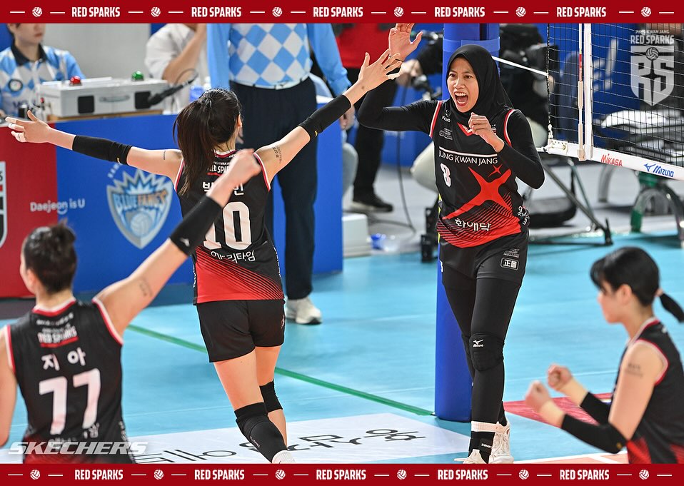 Red Sparks Saat Pertandingan